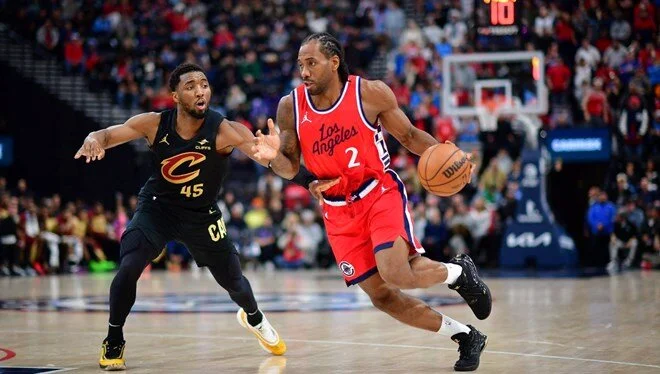 Kawhi Leonard yıldızlaştı; Clippers, Cavaliers'ı devirdi